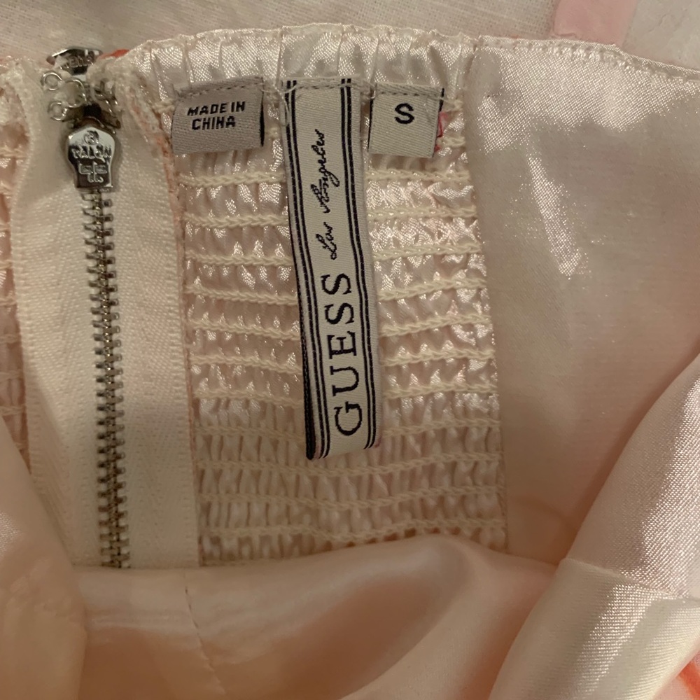 GUESS Top - Picture 7 of 7